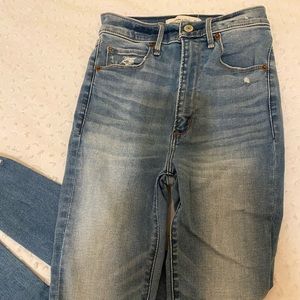 Abercrombie the super skinny ankle high rise